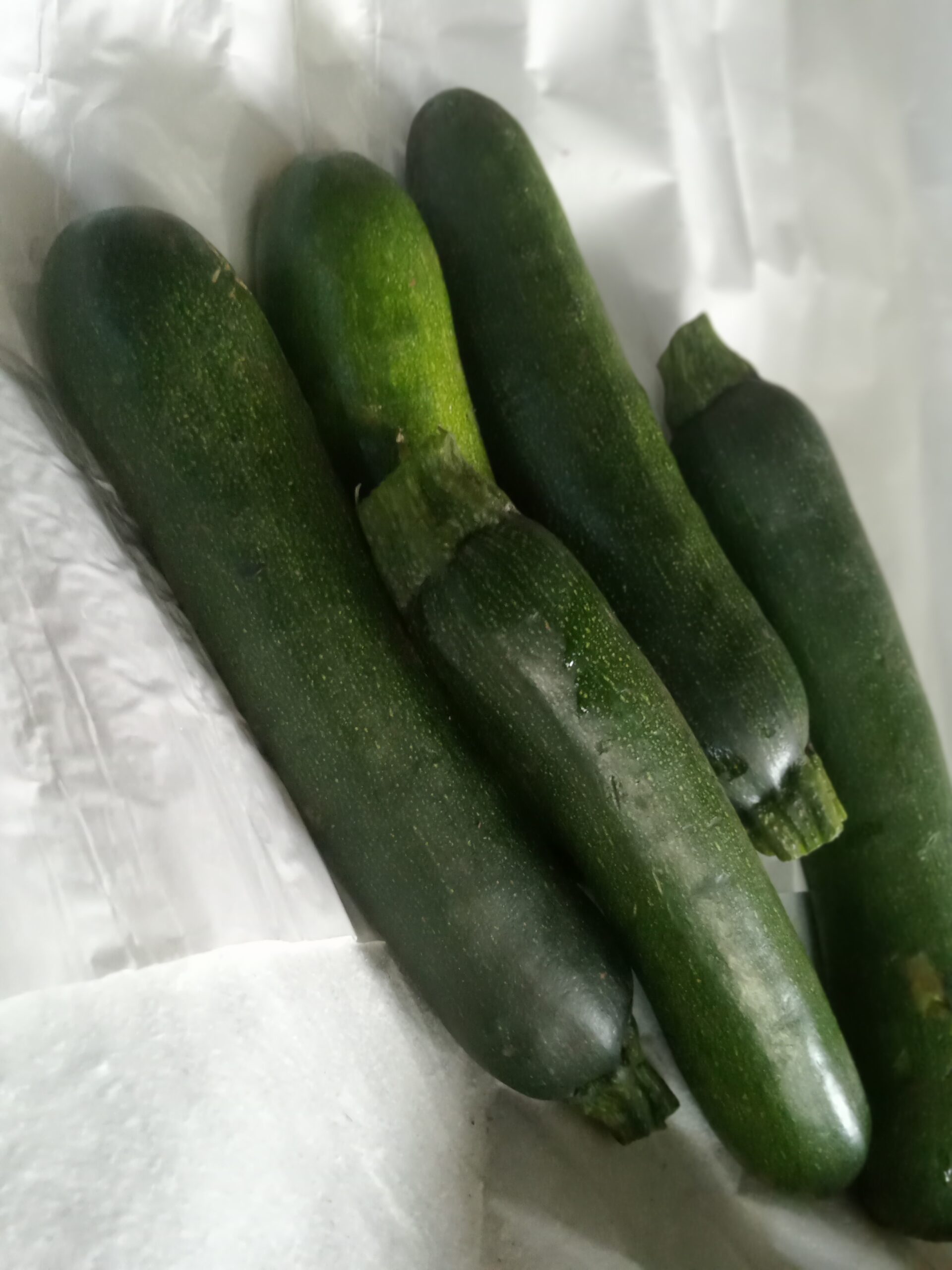 Zuchinni / Courgette per kg
