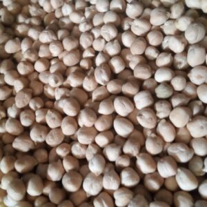 Chickpeas (white mbaazi) per kg